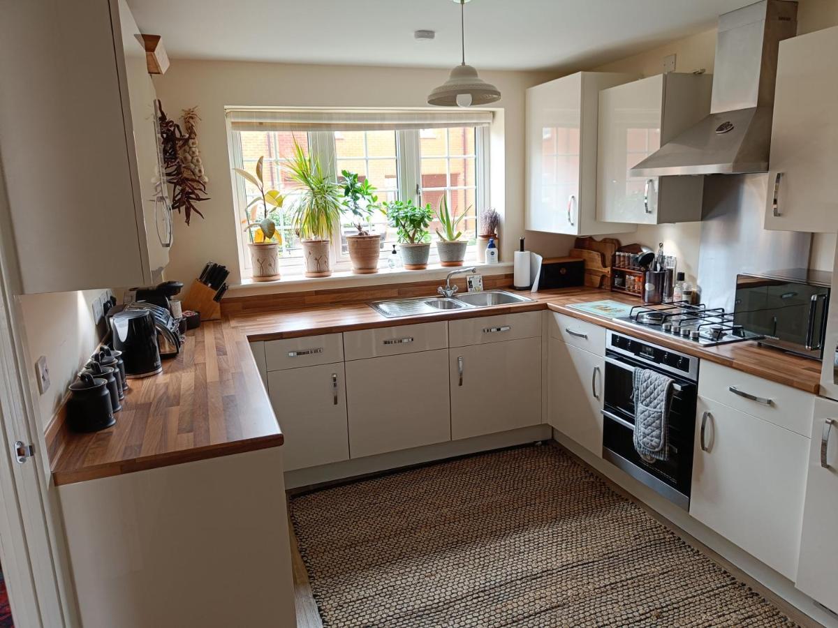 3 Bedroom Townhouse Near Village Bicester