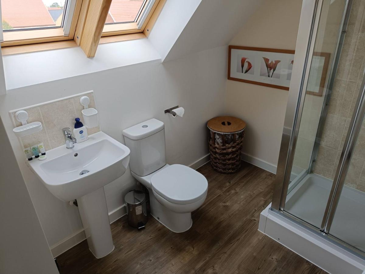 3 Bedroom Townhouse Near Village Holiday home *