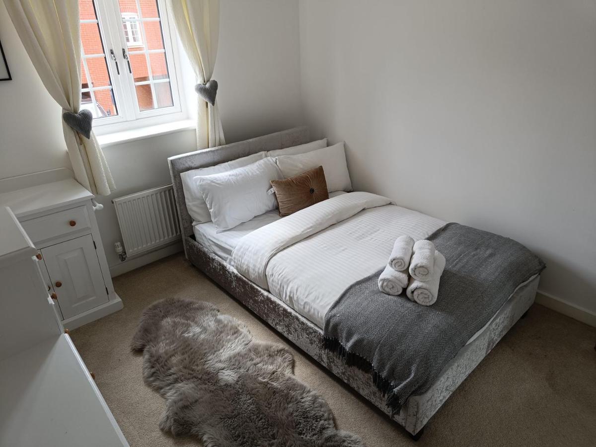 3 Bedroom Townhouse Near Village Bicester